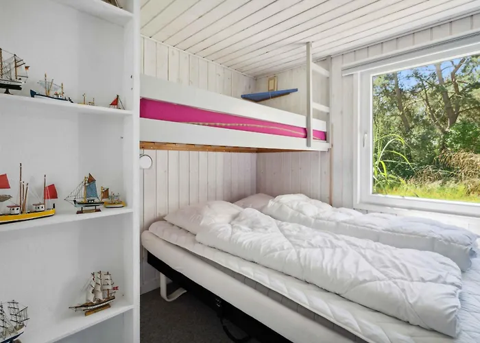 Cozy House On Als 100m From Sandy *